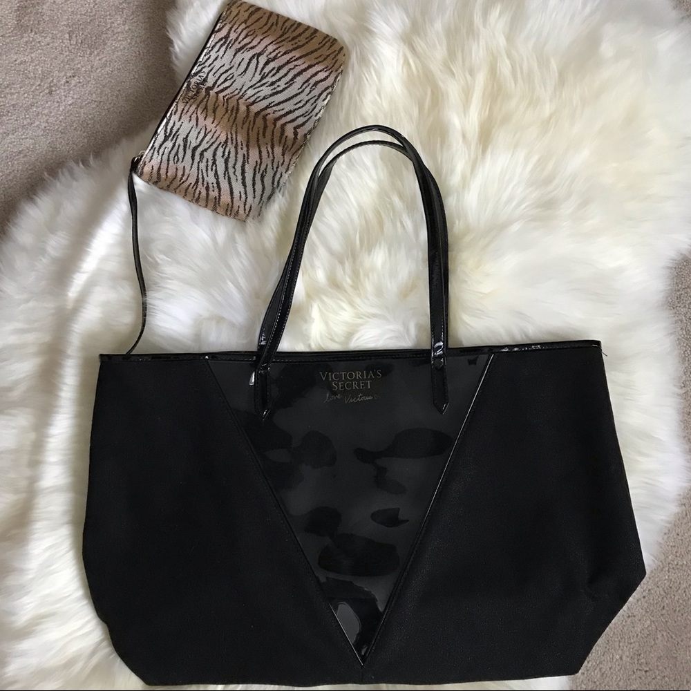 VICTORIA’S SECRET Tote bag w/ clutch - like new